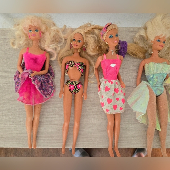 Vintage Barbie Dolls Mattel Bundle Lot Of 5  With Outfits 90s Collectibles Toys - Picture 2 of 10